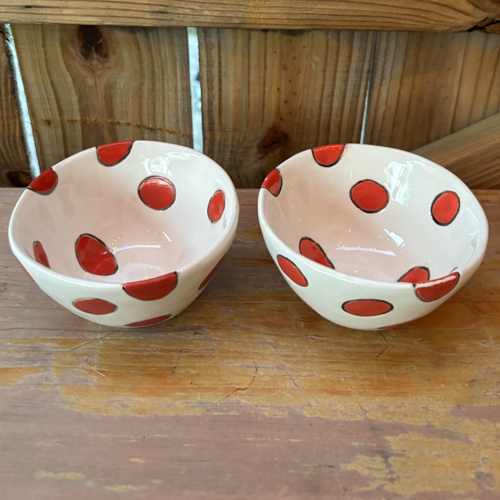 Set of 2 Signed Sally Russell Hand Painted White & Red Polka Dot Ice Cream Bowls